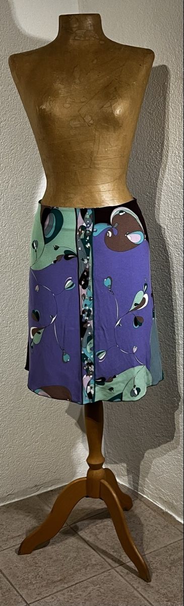 Emilio Pucci Jupes: Jupe Emilio Pucci, Taille XS – D'occasion à St-Pierre-Clages par ste_xk6p 4
