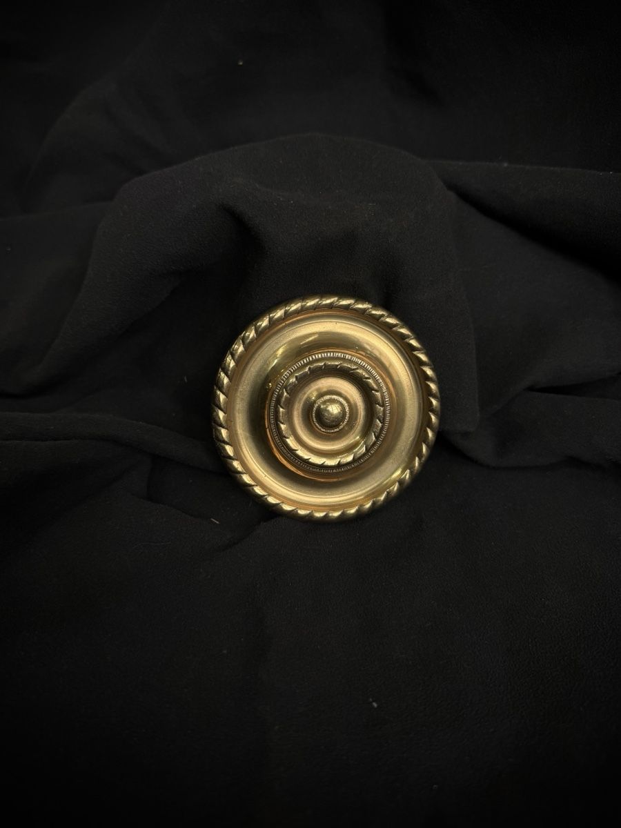 Alle Dekorationen: Brass Decorative Element Antique Style Round – Gebraucht aus Bern von nkink