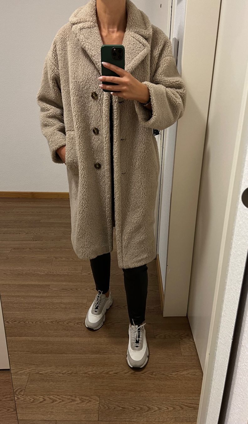 Max Mara Cappotti: Teddyfell Mantel Weekend Max Mara – Usato da Oeschgen venduto da Tiffany83 4