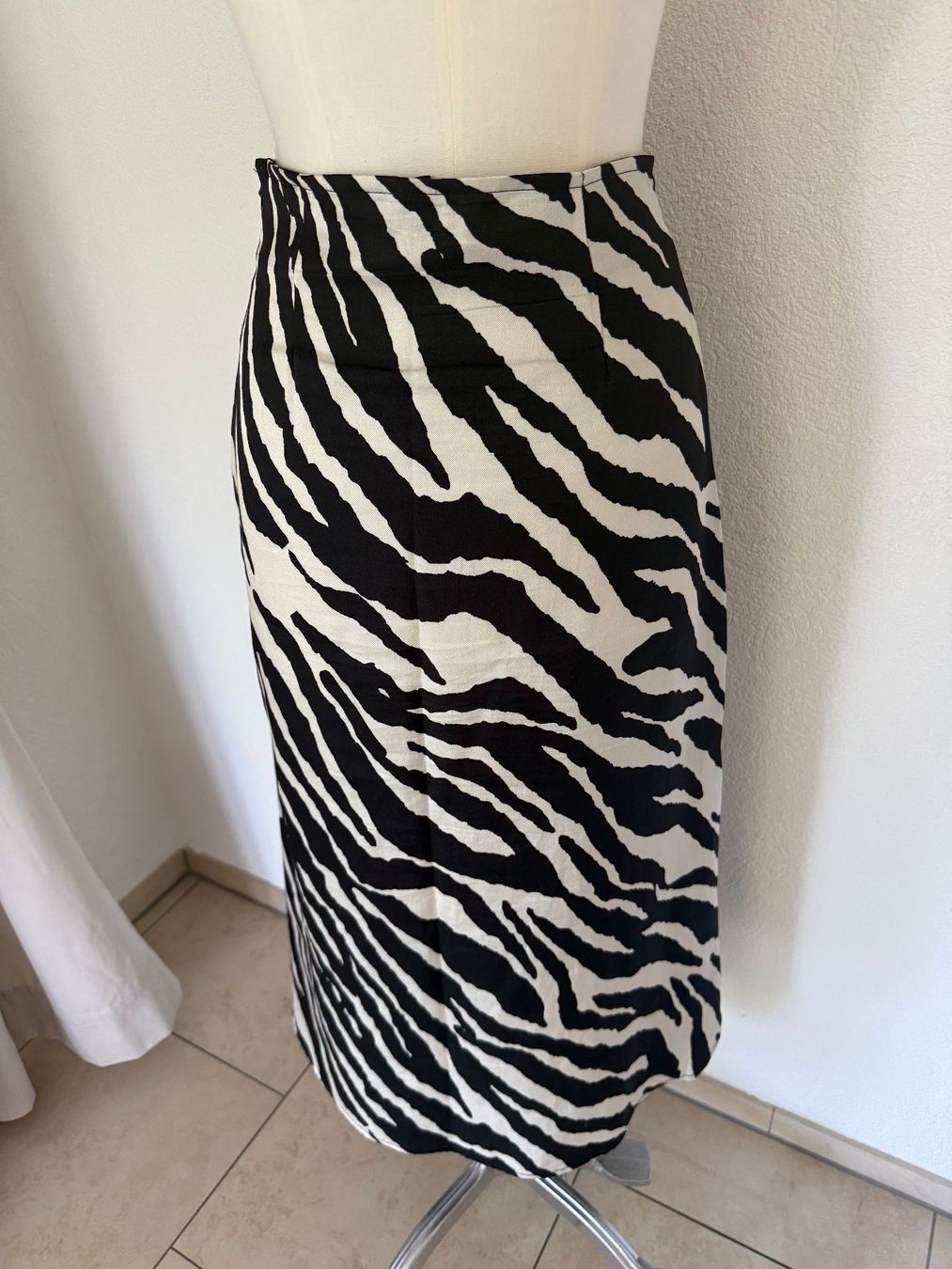 Vero Moda Gonne: Rock Vero Moda Grösse XS – Usato da Kirchdorf AG venduto da coco123 1