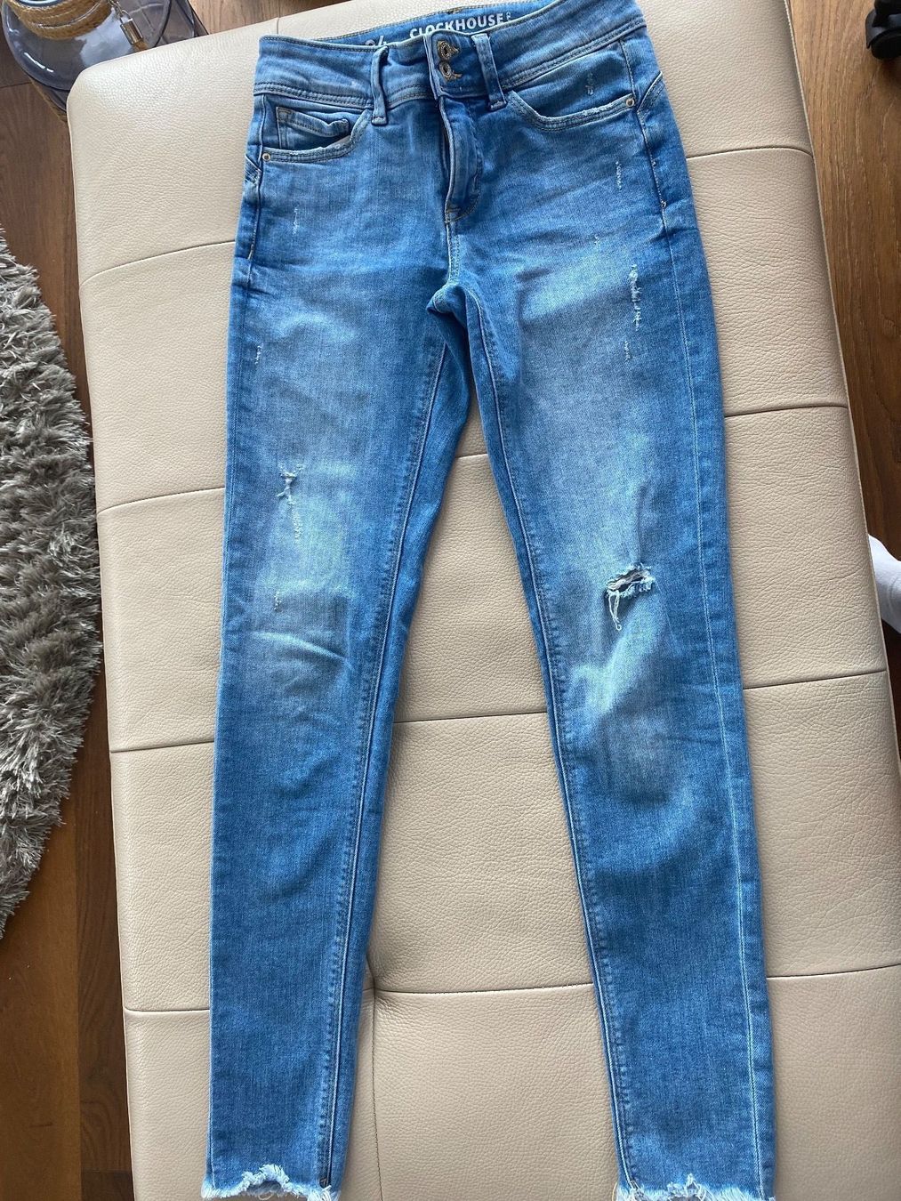 C&A Jeans: Clockhouse skinny Jeans Gr.34 – Usato da Meggen venduto da 6003Luzern
