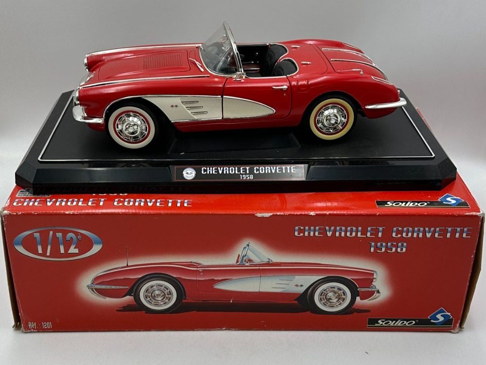 Modèle Réduit Chevrolet Corvette 1958 Solido 1/12 - Échelle Grande - Zamak - Occasion