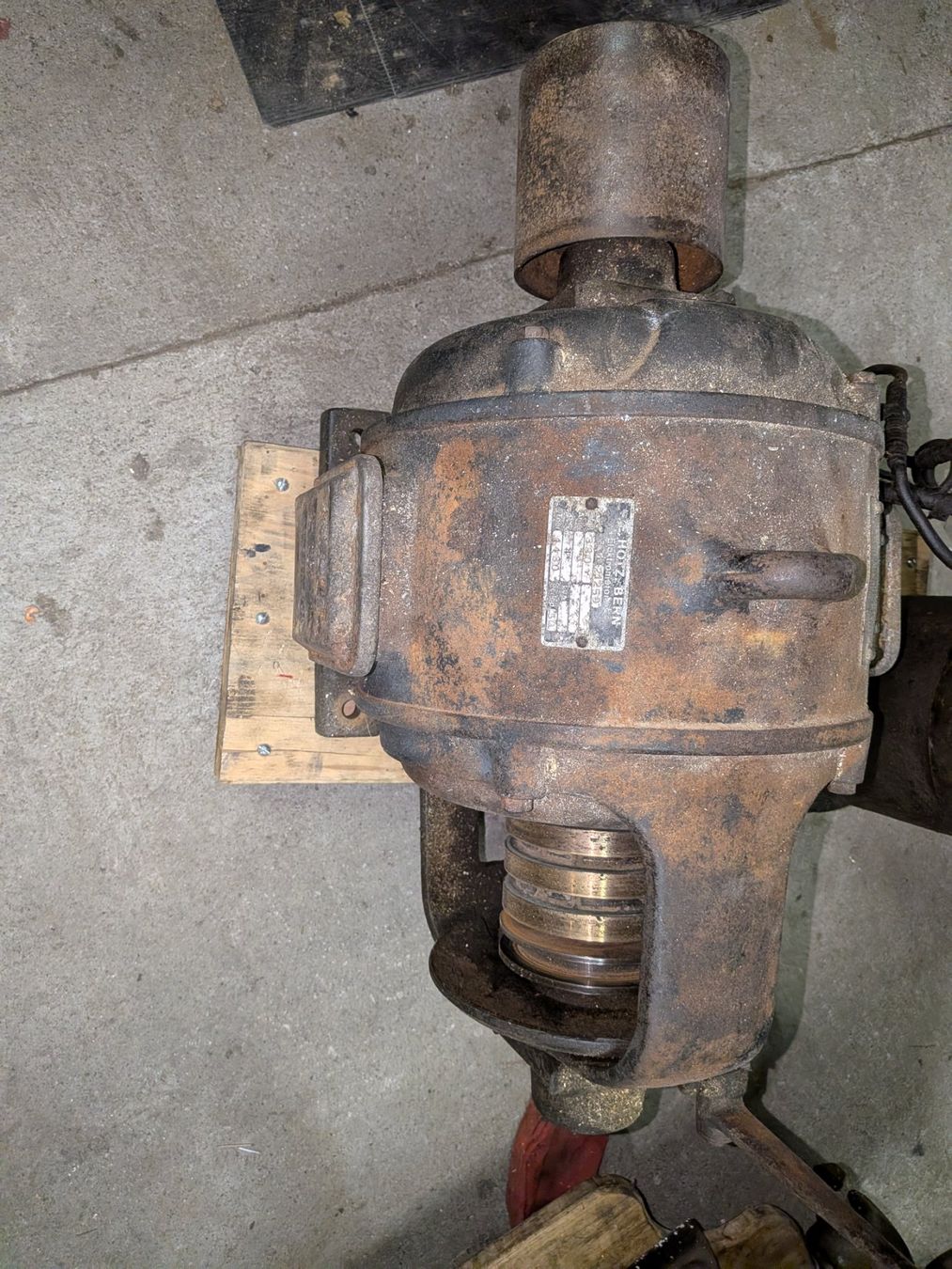 ABB  Motori: Alles muss raus !!!!! Brown Broveri Motor uralt ab 5 Fr – Usato da Lyss venduto da Spartan76 1