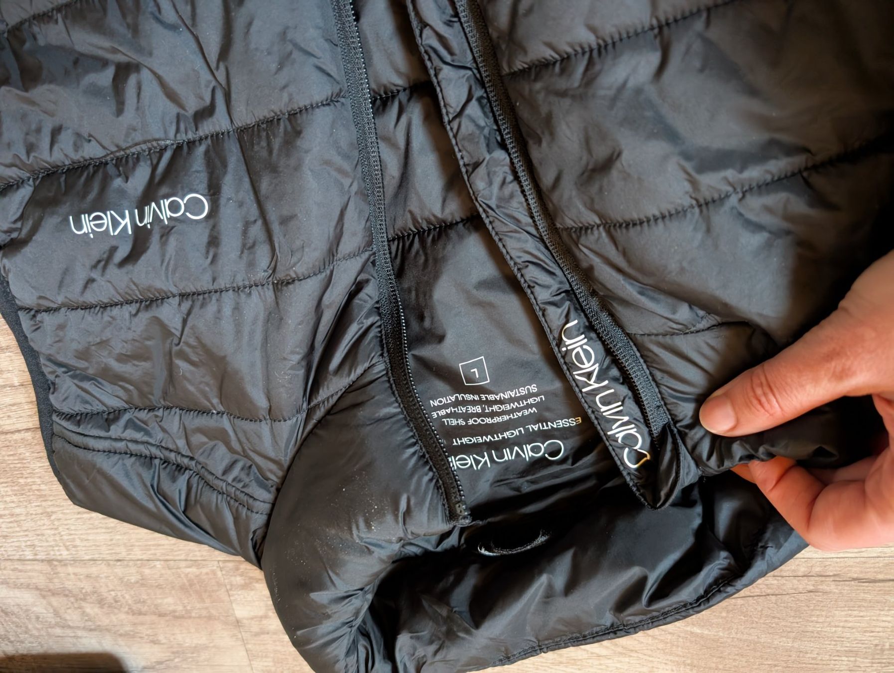 Calvin Klein Gilets: Calvin Klein vest – D'occasion à Zermatt par msz_nb9h 2