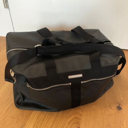 Tommy Hilfiger - Grand sac de voyage neuf jamais utilisé