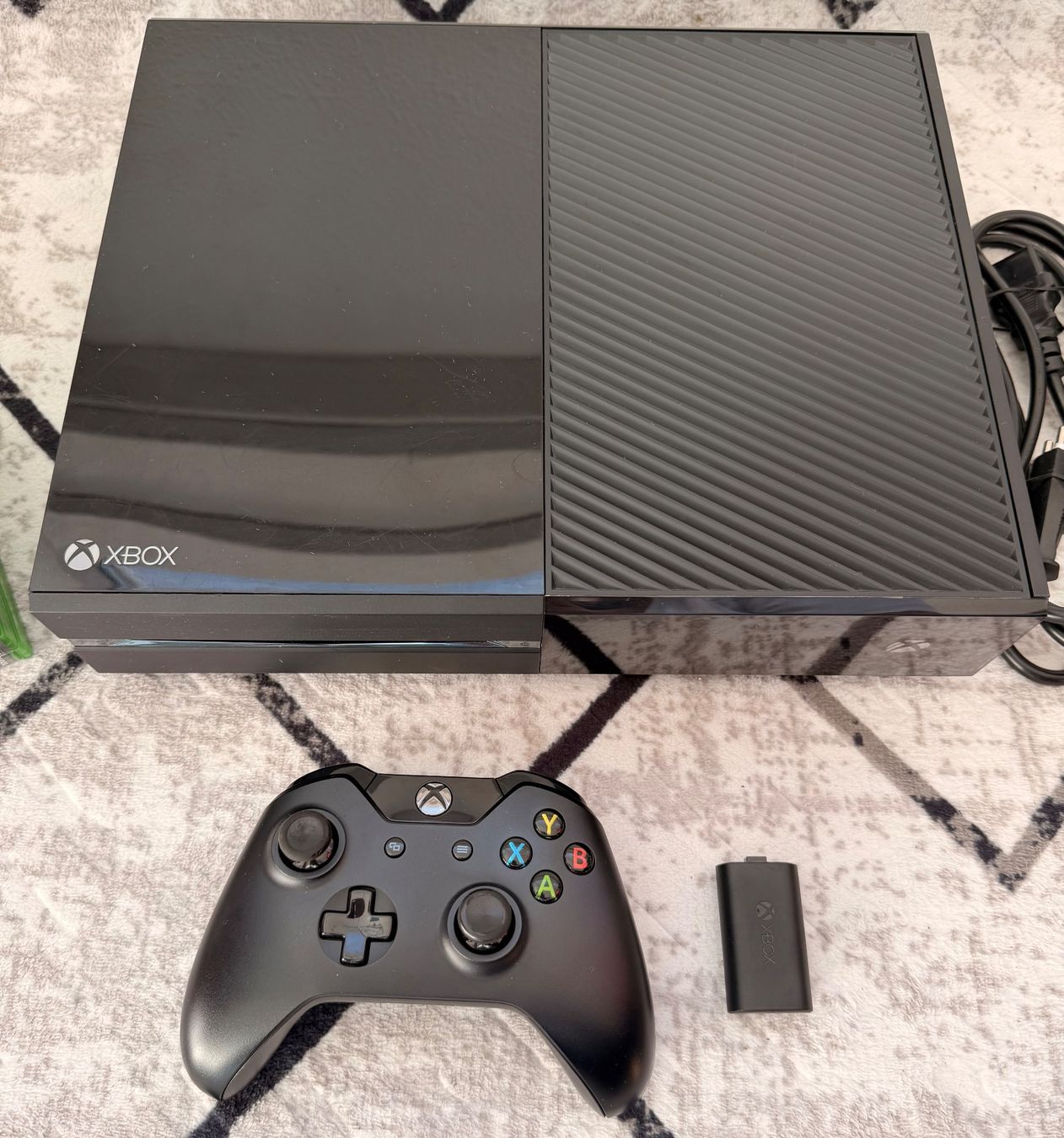 Microsoft Konsolen: Xbox One 500 GB / Controller  / 6x Spiele – Gebraucht aus Frenkendorf von Le_Icemelon 2