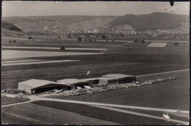 Cartoline postali: FLUGPLATZ BIRRFELD LUPFIG ANSICHTSKARTE – Difettoso da Lupfig venduto da Womewome