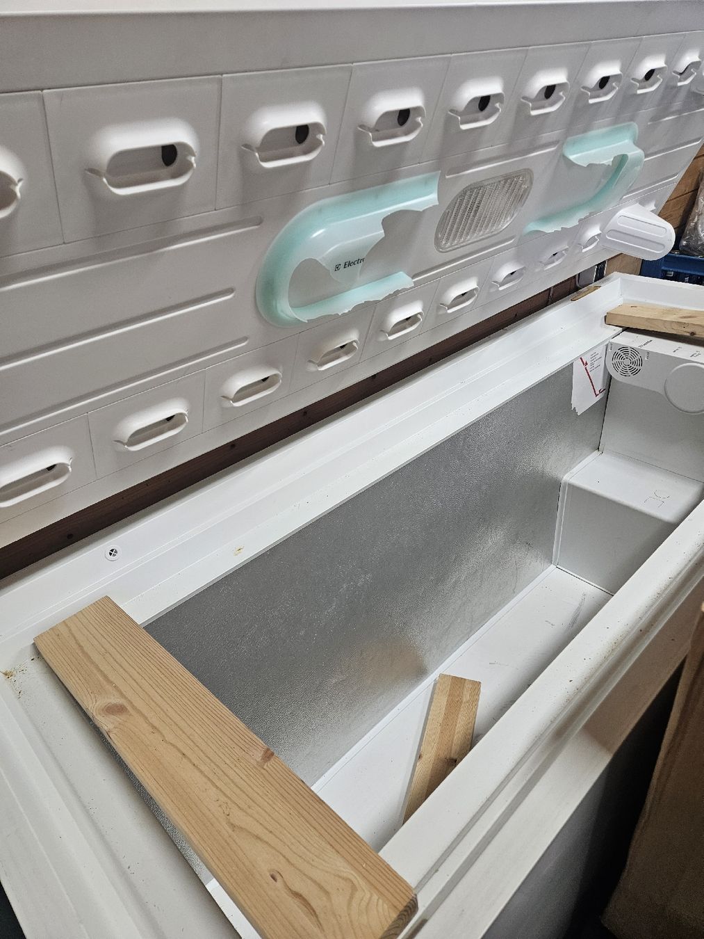 Congelatori: Gefriertruhe Electrolux, gebrauchter Zustand – Usato da Unterengstringen venduto da Robin0110 1