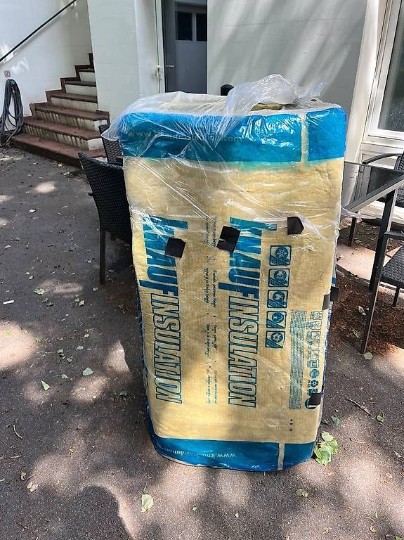 Materiale di riempimento: Steinwolle Knauf Insulation – Usato da Basel venduto da denimszram 1