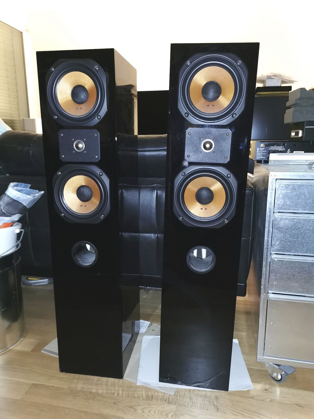 Casse acustiche: Schöne Standboxen – Usato da Zollikofen venduto da Macmax3 1
