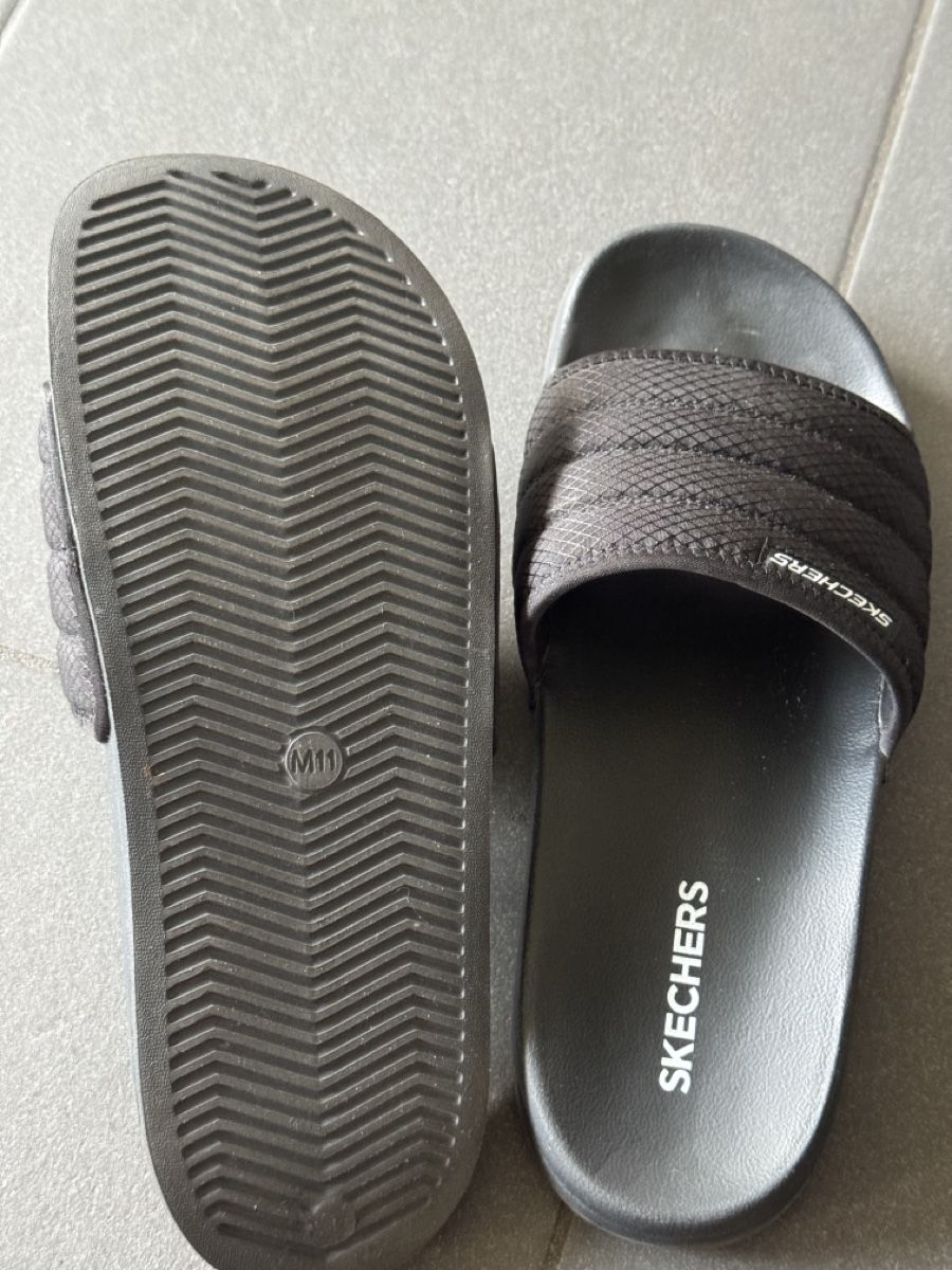 Skechers Scarpe da uomo: SKECHERS Pantolette 45 – Usato da Aarau Rohr venduto da Kpapillon 1