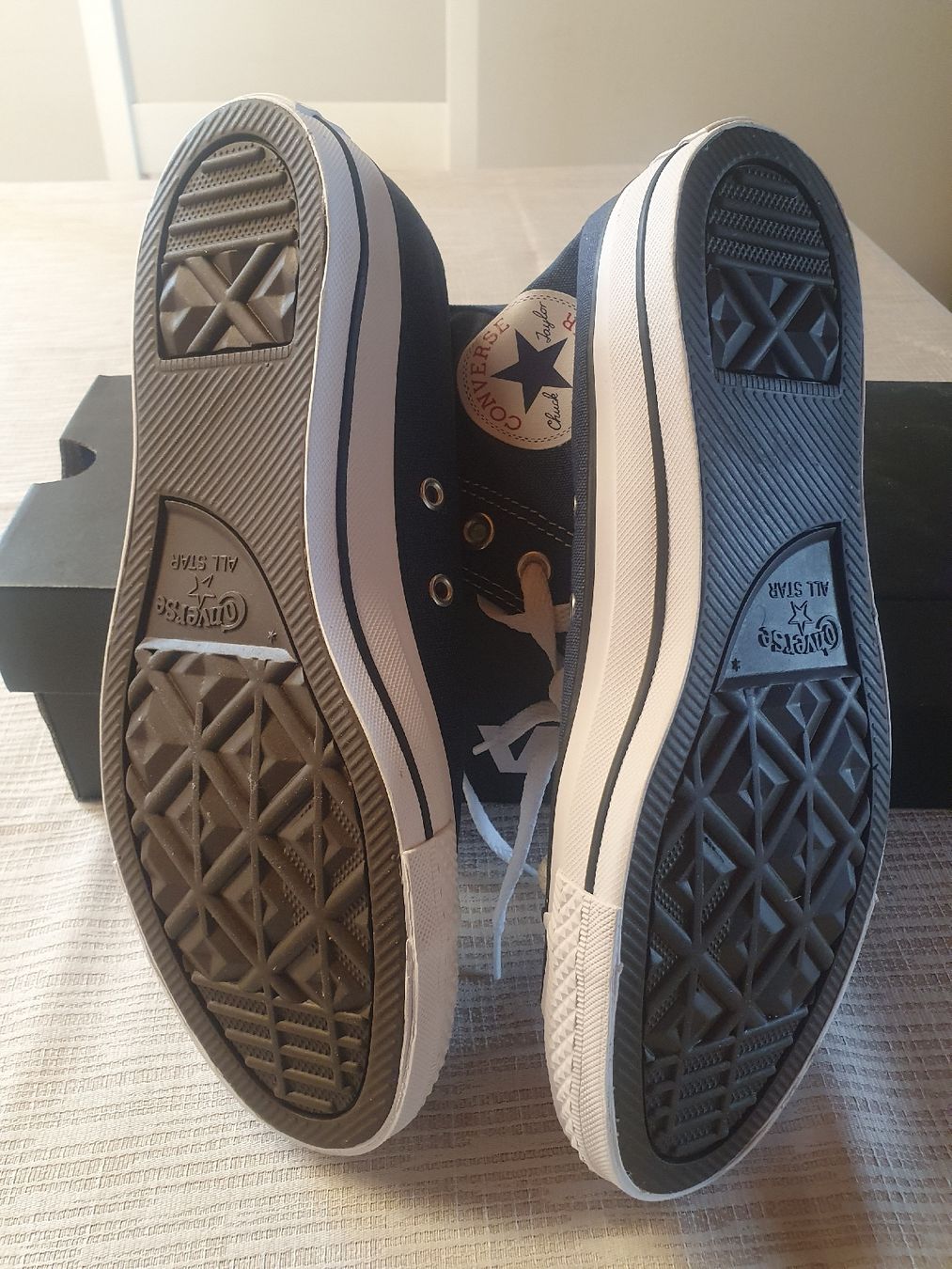 Converse Scarpe da uomo: Neue Converse All Star High Navy, Grösse 39.5 – Nuovo e nell'imballaggio originale da Lanzenneunforn venduto da nas_6nj2 4