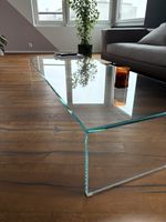 Couchtisch aus Glas transparent im super Zustand