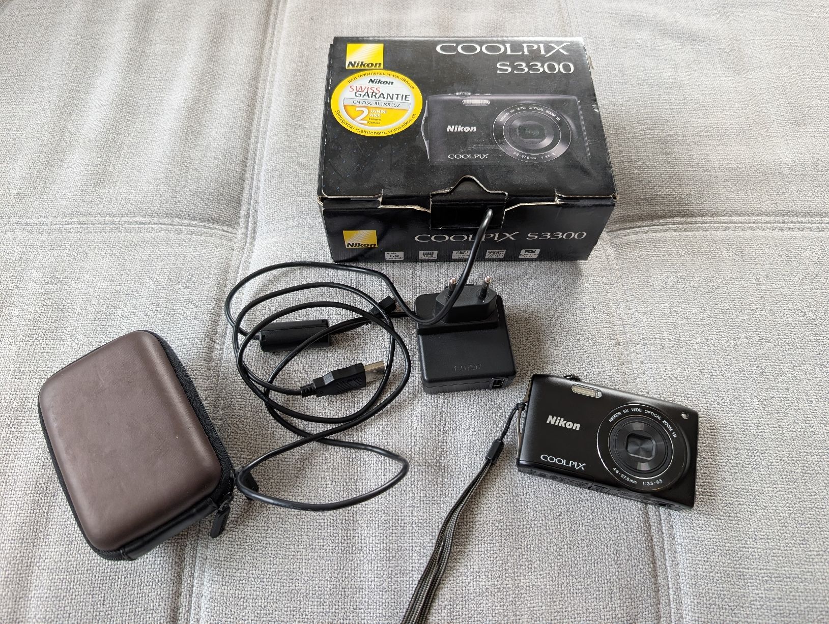 Nikon Kamera: Nikon Coolpix S3300 – Gebraucht aus Buochs von des_97fj