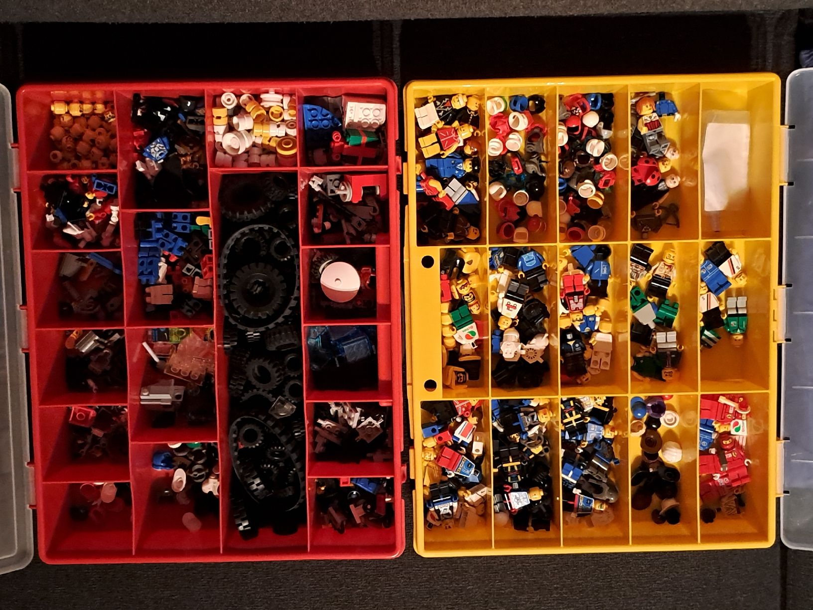 Lego Jouets: 2 Boxen mit Lego Teilen  Versand möglich  – D'occasion à Kestenholz par Knox1973