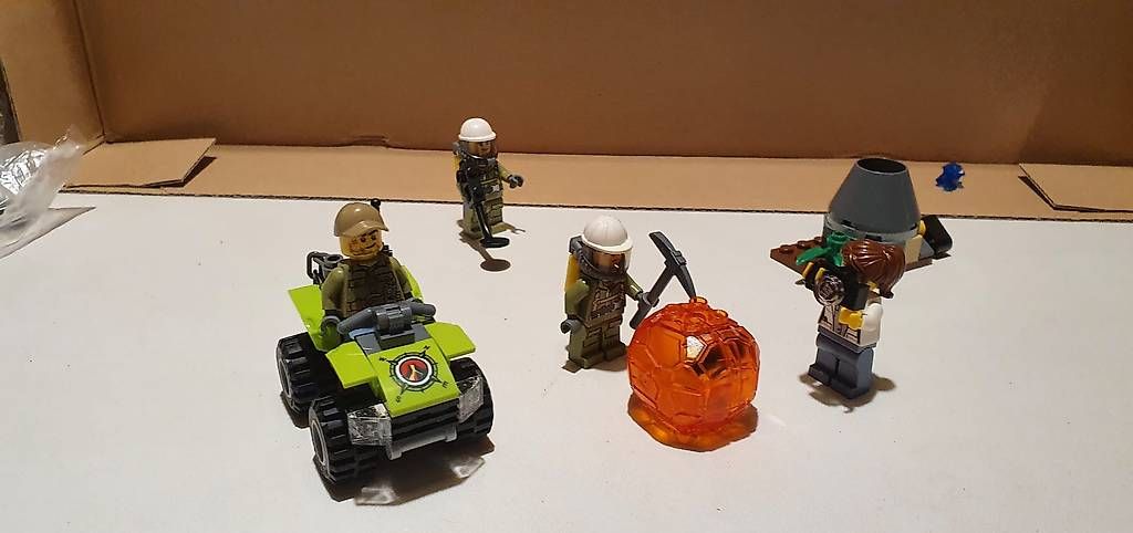 Baukästen: Lego Starter Set Vulkano 60120 – Gebraucht aus Wallisellen von Richtema 1