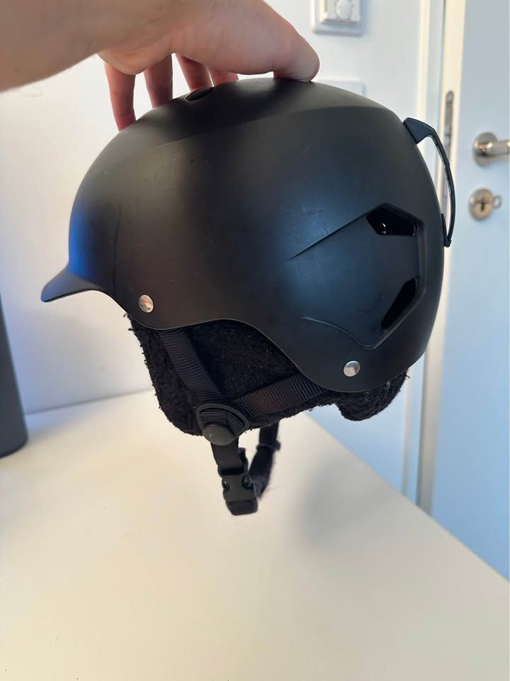 Caschi: Helmet Bern Watts – Usato da Zürich venduto da mc_172 1