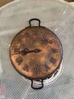 Uhr Wanduhr aus Kupfer Antik Vintage Rarität