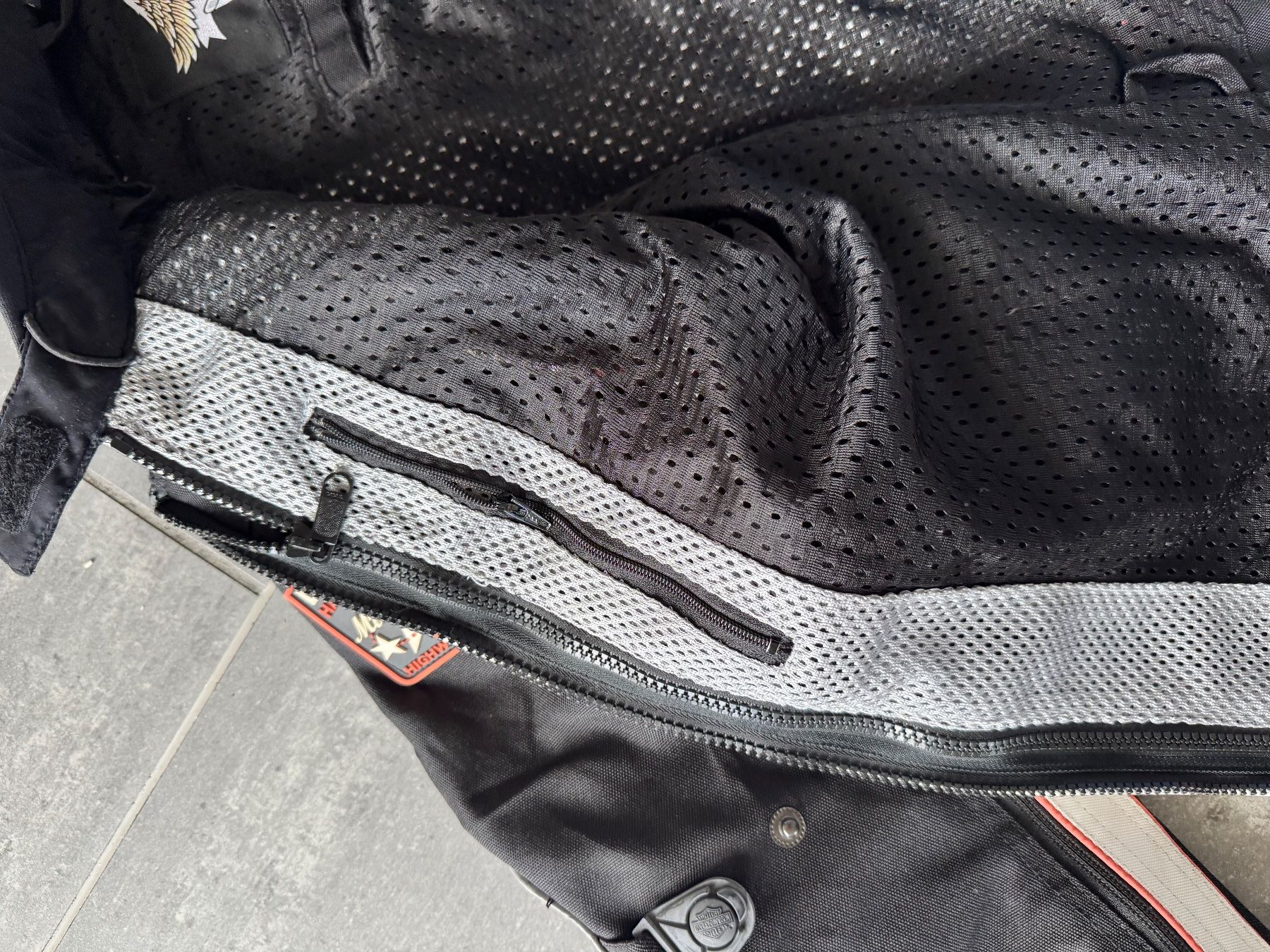 Harley-Davidson Giacche: Harley Davidson Protektorjacke, Top Zustand, Grösse M – Usato da Stäfa venduto da Flottekurtchen 4