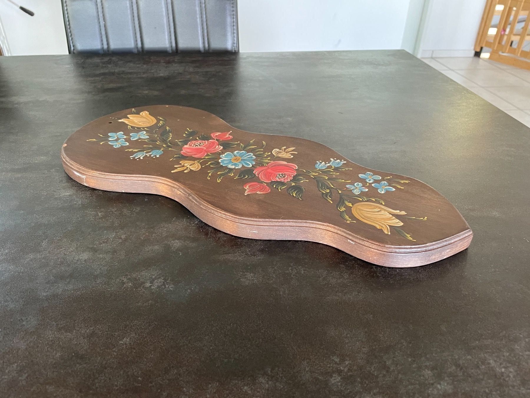 Plateaux: Ancienne Planche à Tresse Décorée – D'occasion à Vallamand par Bricbracbroc82
