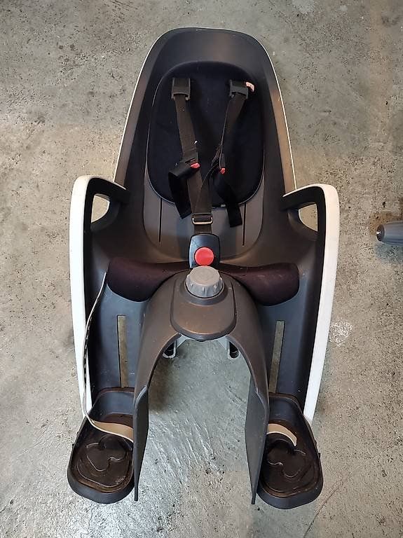 Hamax Seggiolini per auto: Siège vélo enfant Hamax Caress – Usato da Lausanne venduto da ft79