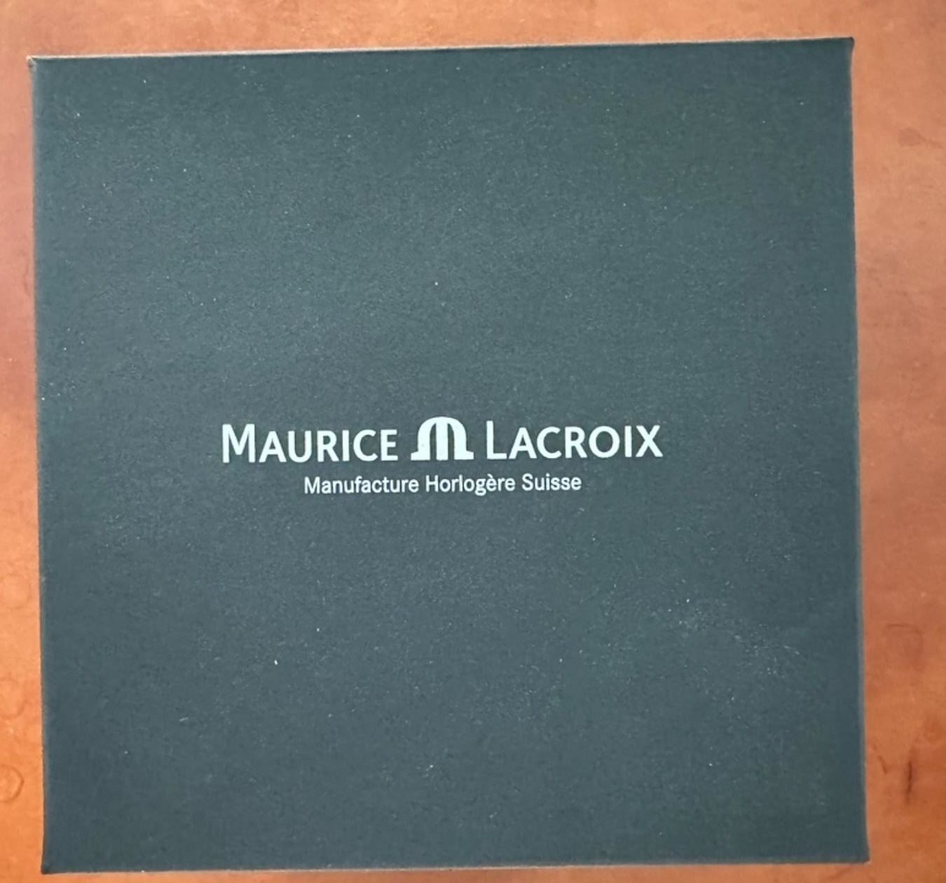 Maurice Lacroix Orologi: Maurice Lacroix Aikon Full Set – Usato da Luzern venduto da hau_p2jt 4