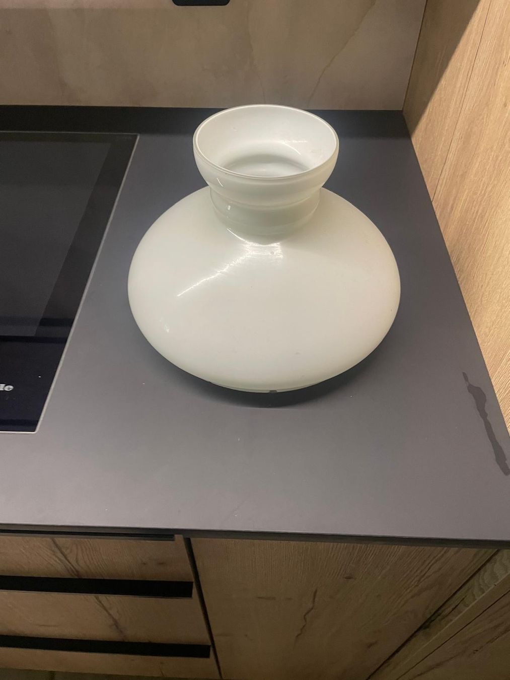 Lampenschirme: Lampe globe vintage en verre blanc – Gebraucht aus Lajoux JU von Briard0