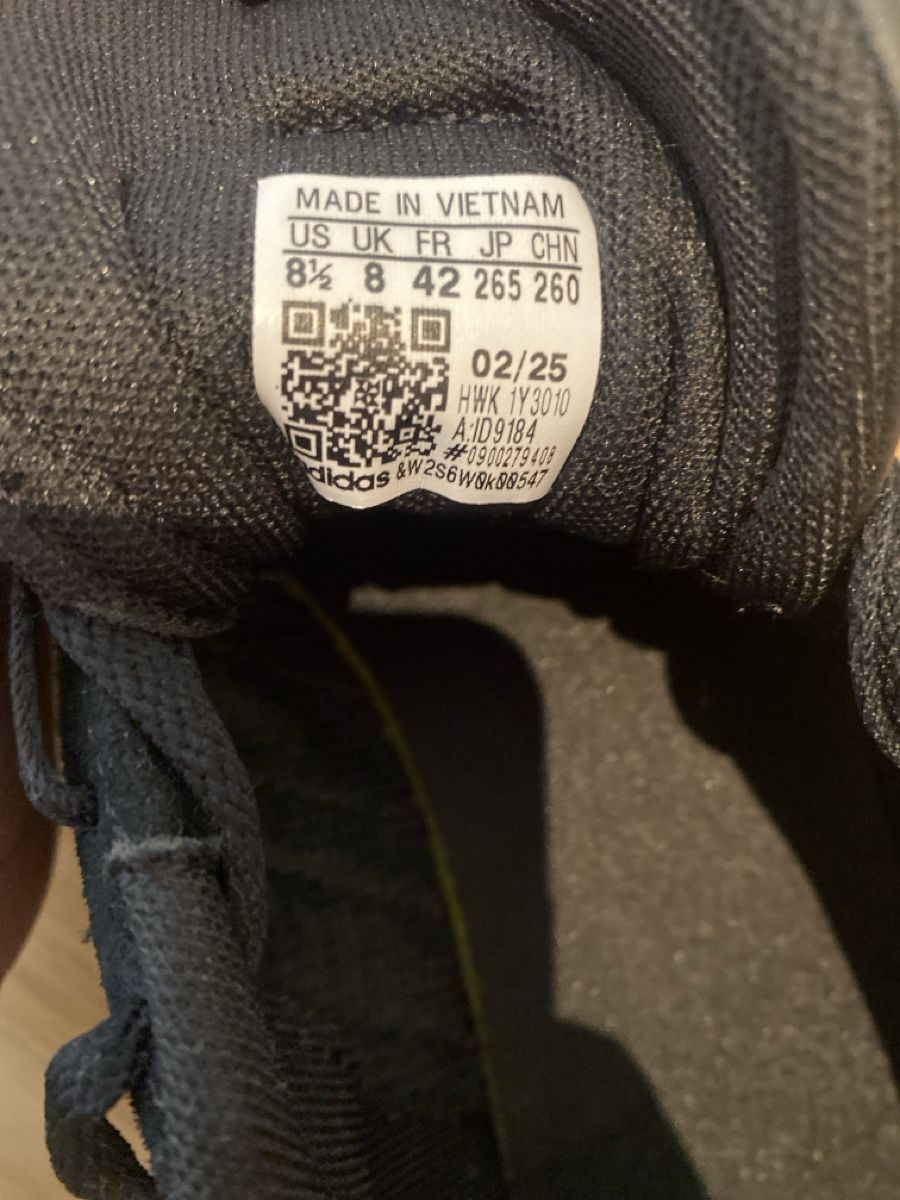 Adidas Scarpe da uomo: Originale schwarze Adidas Schuhe  – Nuovo (secondo la descrizione) da Zürich venduto da Manuelemilie 1