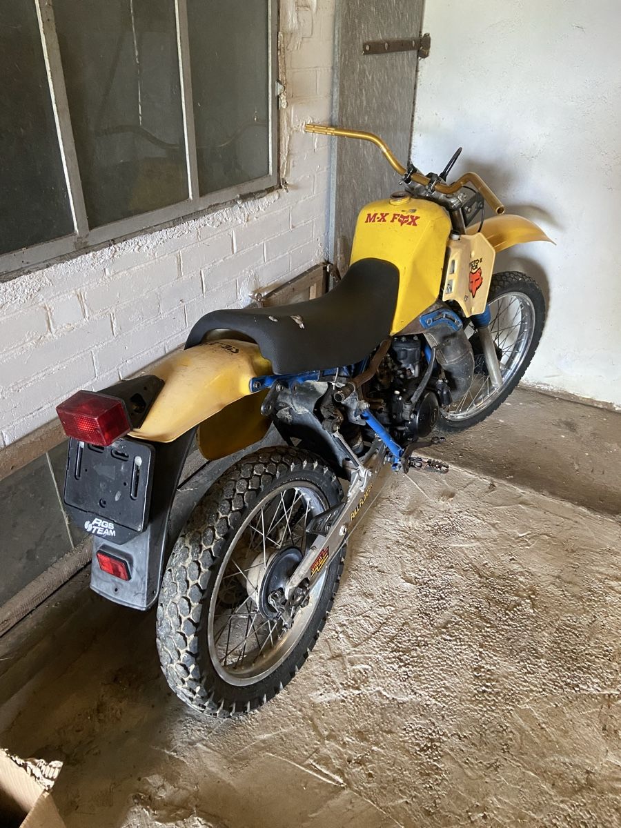 Suzuki Enduro: Suzuki 125 Motocross Enduro – Difettoso da Grenchen venduto da Motorini 4