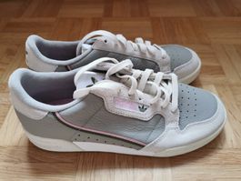 Sneaker Adidas Gr. 40