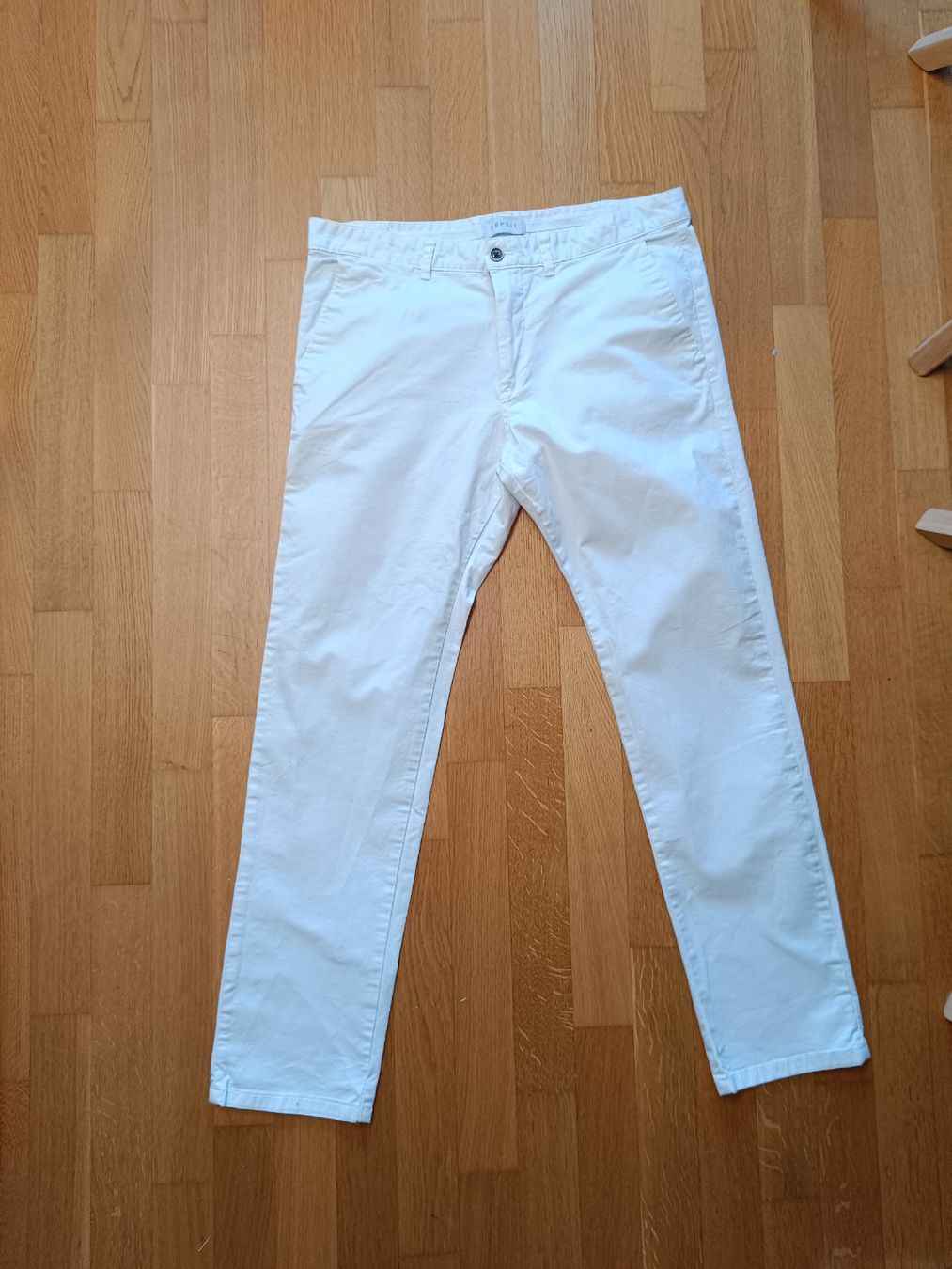 Esprit Pantaloni: Pantalon blanc Esprit – Usato da Biel/Bienne venduto da justophe