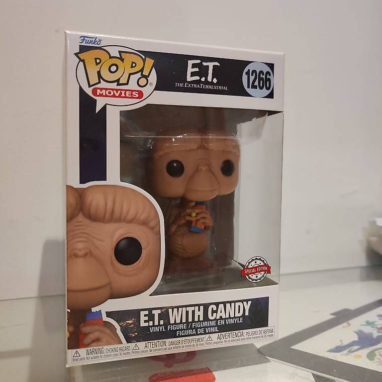 Statuette: ET with Candy Funko Pop – Usato da Kaiseraugst venduto da RagingLobo