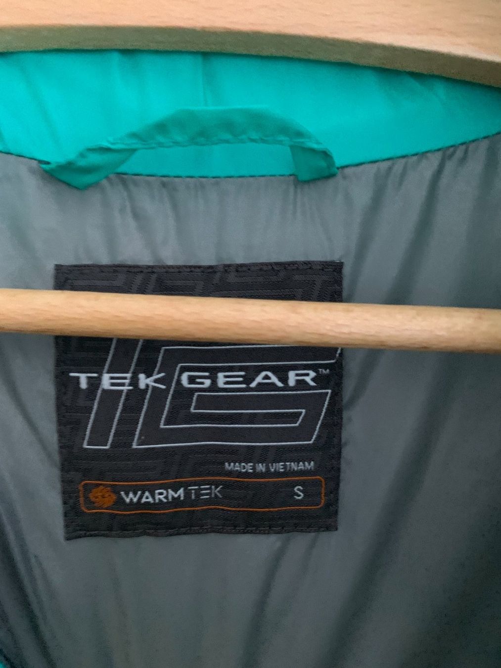 Giacche: TEK Gear Steppjacke Daunenjacke Größe S – Usato da Wolfwil venduto da NewGirl 2