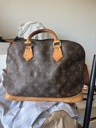 Louis Vuitton Handtasche alma