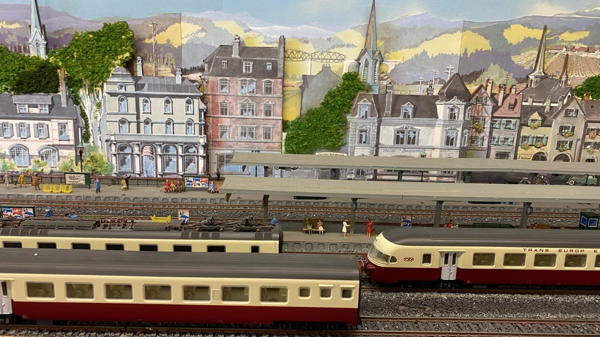 Lima Modellini di ferrovie: Lima 149812 Triebzug RAe TEE SBB H0 – Usato da Glattpark (Opfikon) venduto da anywaya23 7