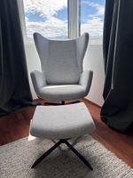 Bolia Sessel inkl. Hocker hellgrau Dreh- und Memoryfunktion
