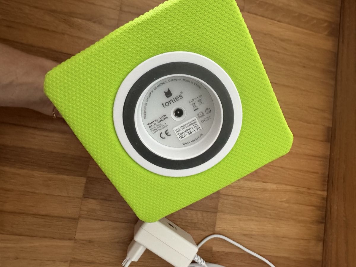 Tonies Jouets: Toniebox grün mit Ladestation – D'occasion à Baar par sabrinas_welt 2