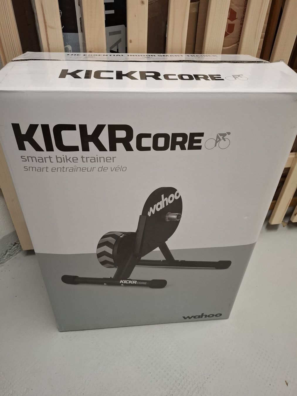 Wahoo Vélos d'appartement: Wahoo Kickr Core Rollentrainer – D'occasion à Basel par schwerdt 3