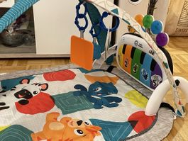 Babygym Spielbogen mit Klavier Spielzeug