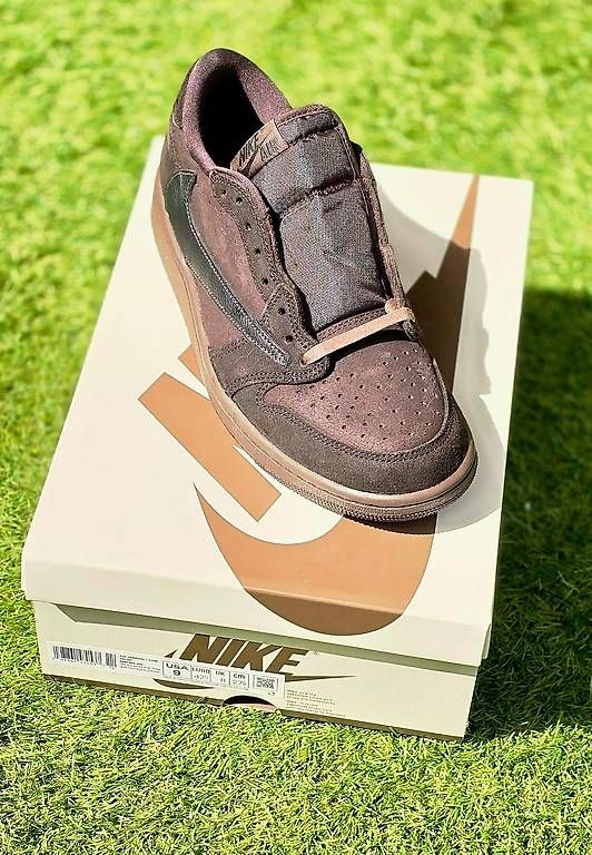 Nike Scarpe da uomo: Travis scoot x Nike – Usato da Grone venduto da acc_5hz2