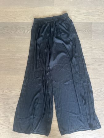 Zara Hose