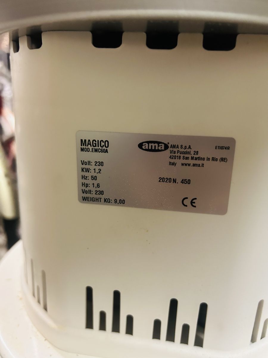 Tutte le macchine: [NEU]: Elektrische Getreidemühle – Nuovo (secondo la descrizione) da Arni AG venduto da CreaFlex 3
