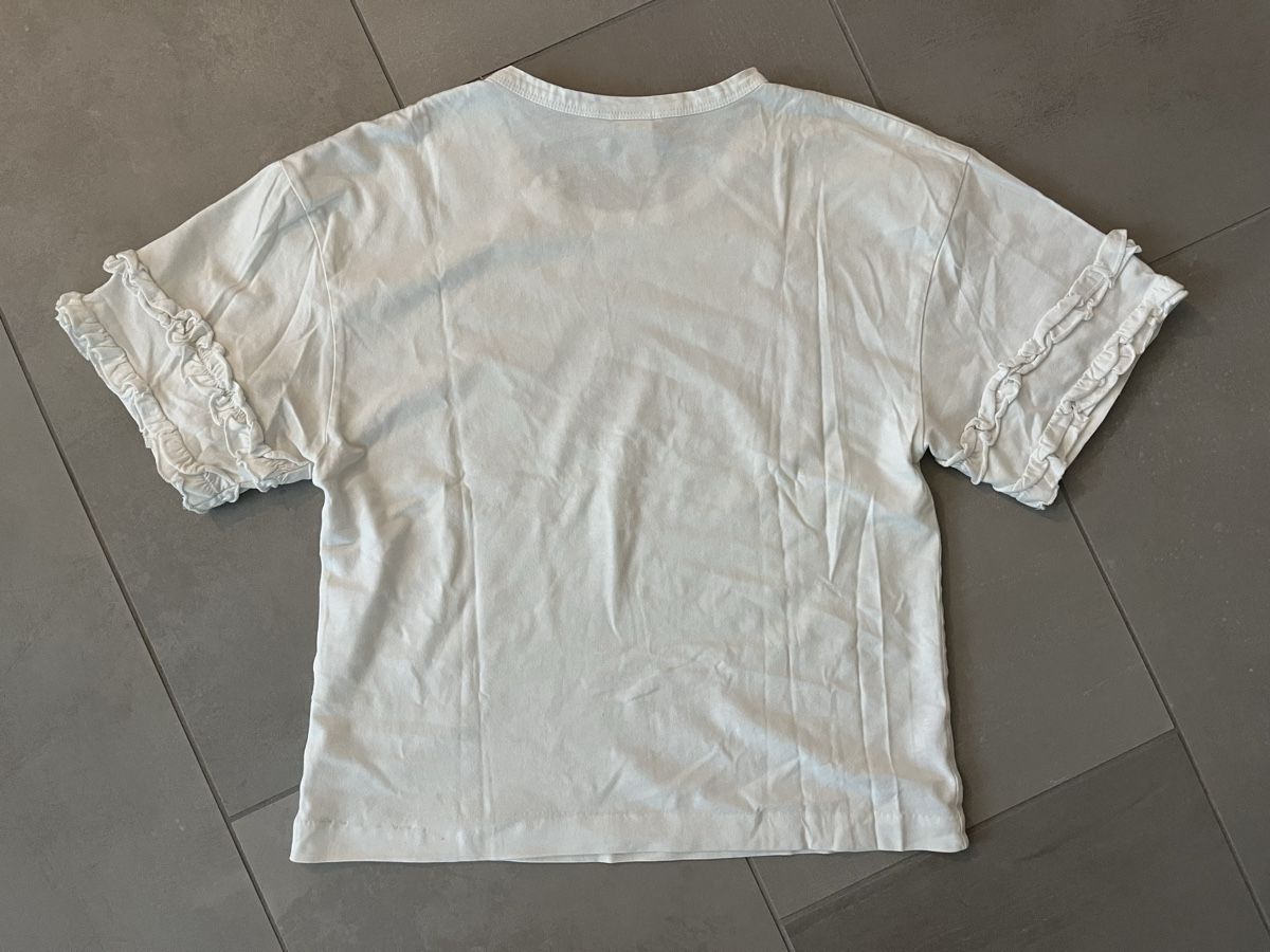 H&M T-Shirts: T-Shirt weiss mit Rüschenärmeln 34 – Neu (gemäss Beschreibung) aus Birrwil von vanyboo 1