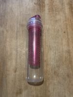 Trinkflasche mit integriertem Fruchtfilter - Sommerhit!