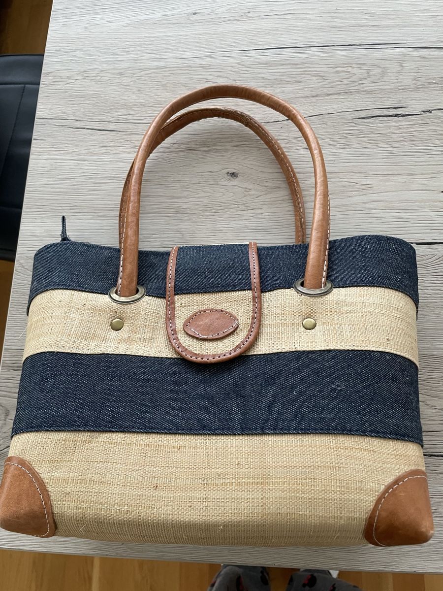 Borse da donna: Schicke Handtasche – Usato da Oberwil BL venduto da Petermib