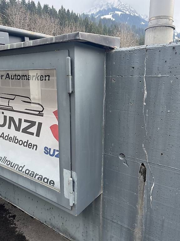 Vetrine: Schaukasten 2x 3m – Usato da Adelboden venduto da Ktiptopf 1