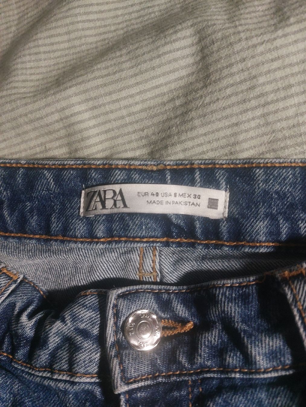 Zara Jeans: jeans zara S coupe droite – Usato da Bonfol venduto da Lilalune 4