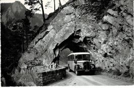 9711 Das Postauto FIESCH-BINN i.d.Twingenschlucht VS 1938!