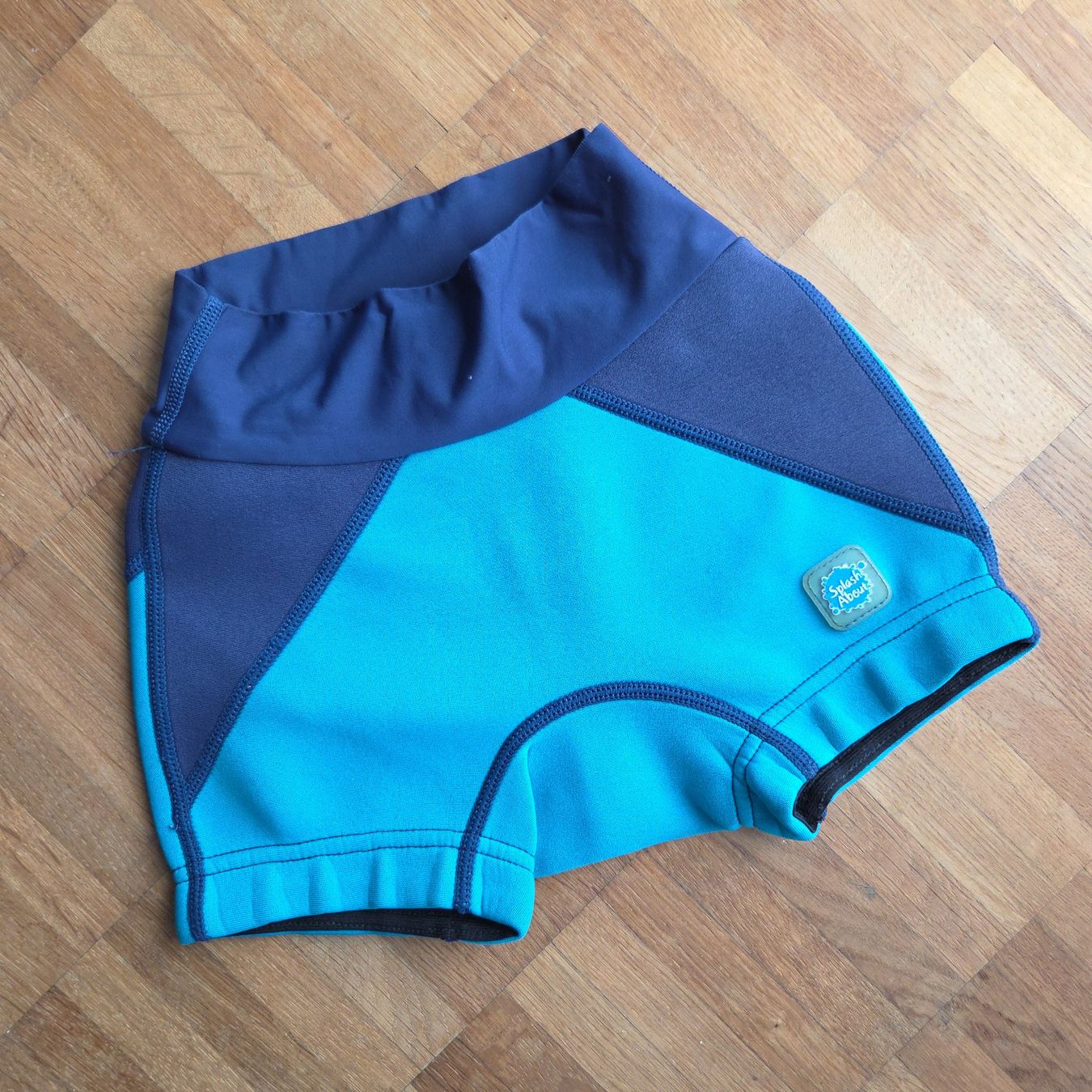 Secchi per pannolini & Pannolini: Splash About Schwimmwindel Gr. 4-5 Jahre – Usato da Näfels venduto da CH.Kchlineknopf