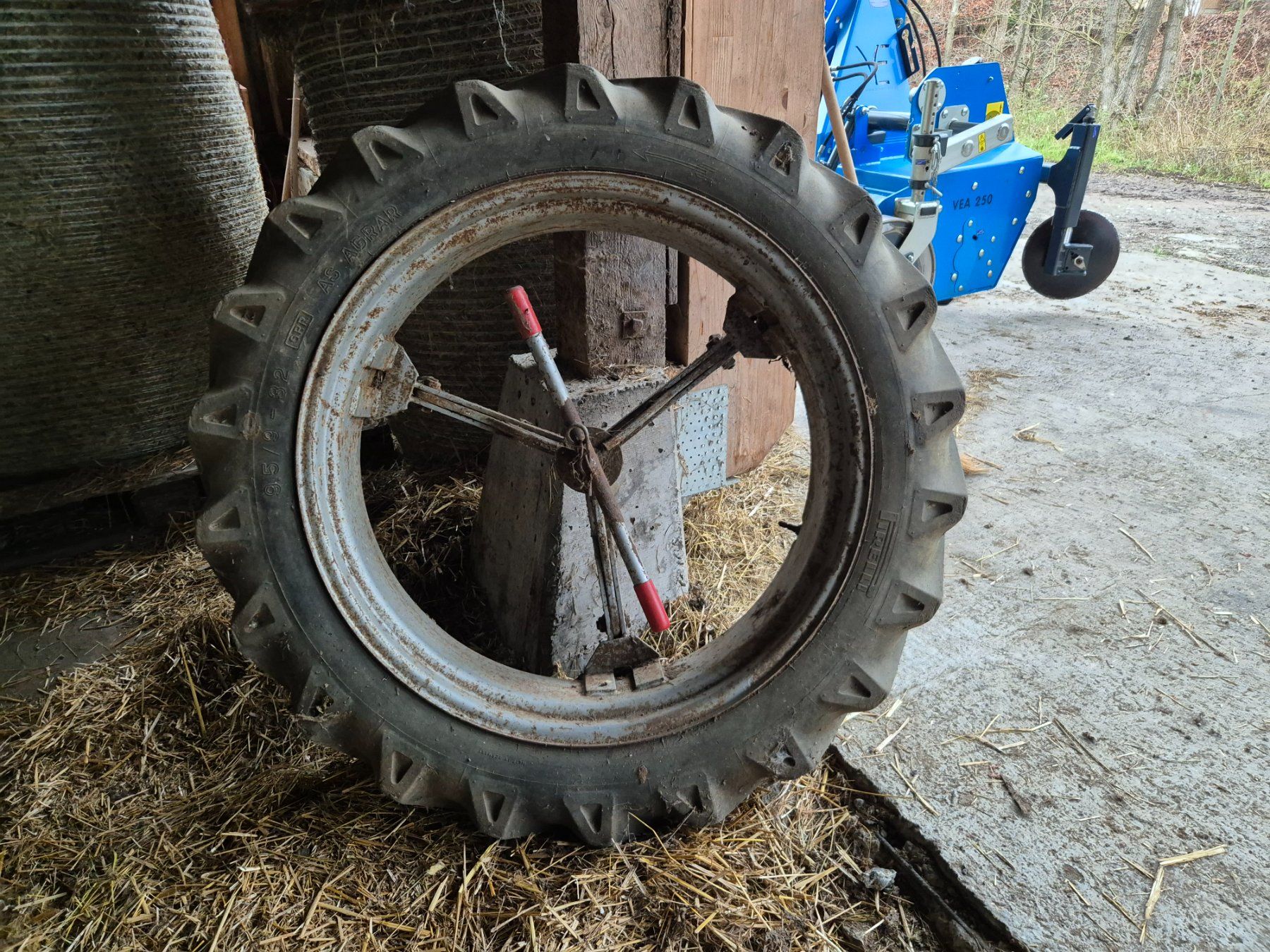 Pneumatici & Ruote complete: Doppelräder – Usato da Wil AG venduto da kev_k67d